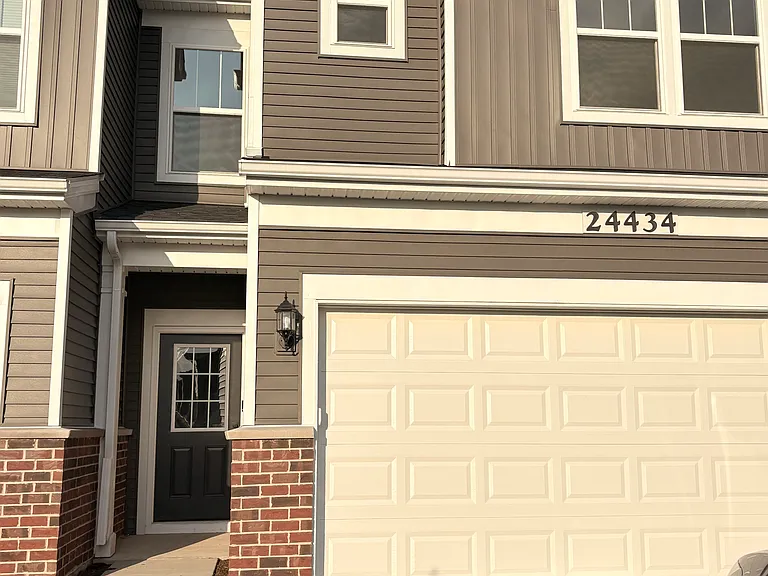 24434 W Alexis Ln — Photo 22