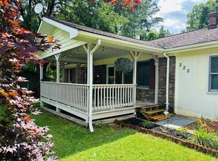 225 Holly Hill Rd, Bryson City, NC 28713