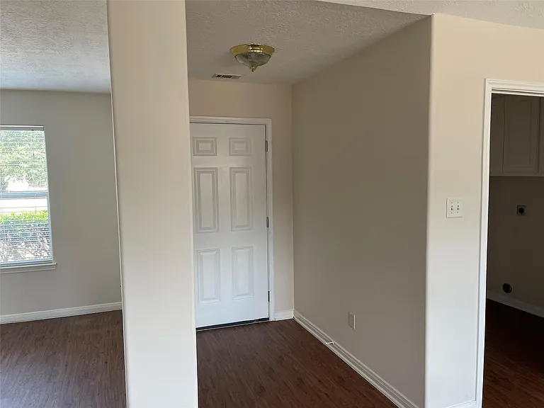 16216 Setting Sun Ct — Photo 4