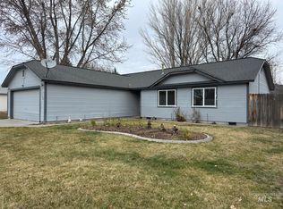 760 Willow Dr, Mountain Home, ID 83647