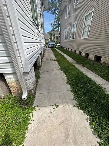 2344 Audubon St — Photo 7