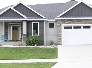 2537 Sand Trap Rd SE, Rochester, MN 55904