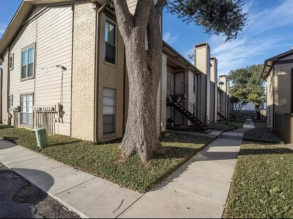 10650 Steppington Dr #122