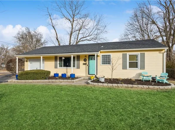 7201 Reeds Rd, Overland Park, KS 66204