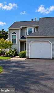 659 Rose Hollow Dr #B, Morrisville, PA, 19067