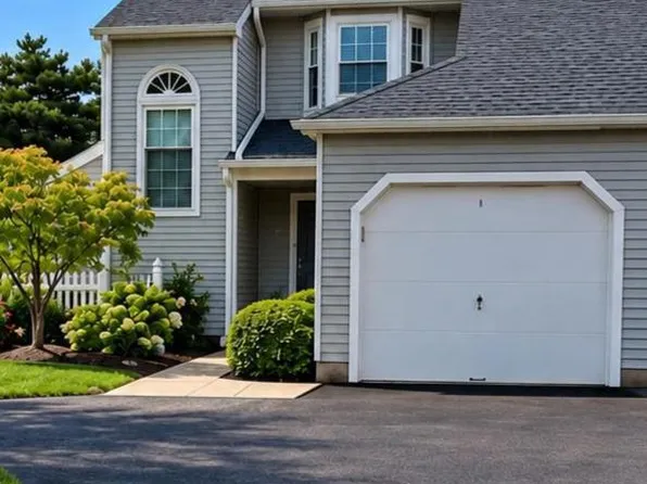 659 Rose Hollow Dr #B, Morrisville, PA 19067