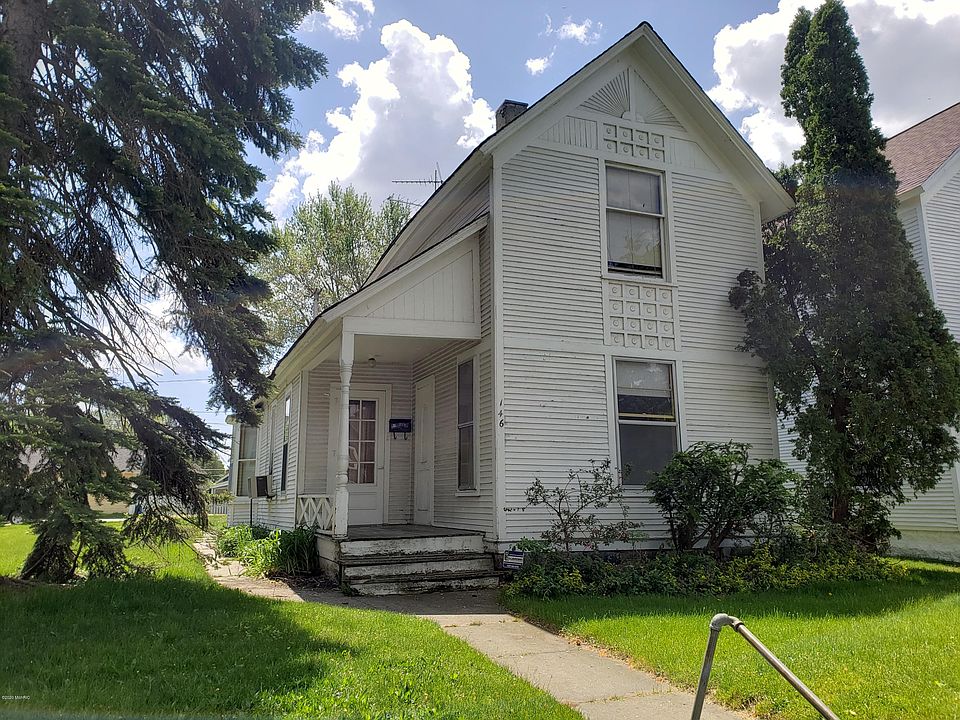 1st image of 146 Dean St NE