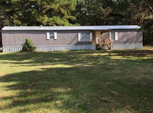 635 Old Runway Rd, Nacogdoches, TX 75964