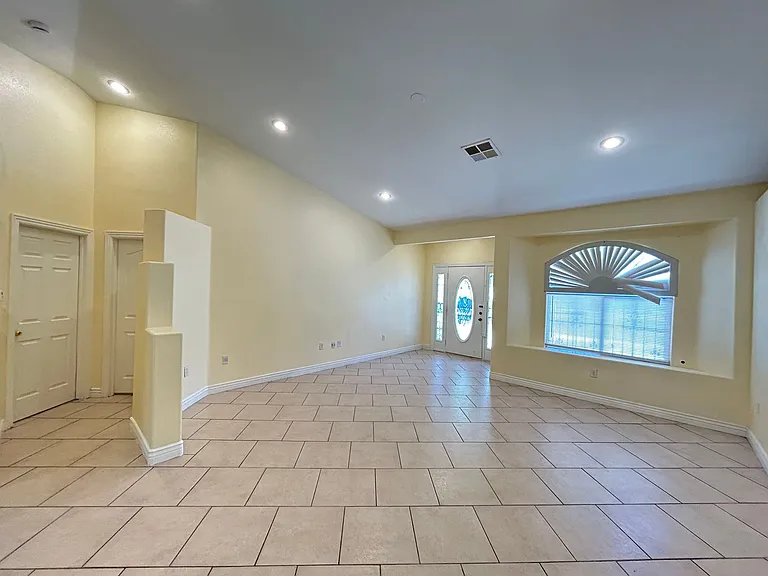 4685 E Wyoming Ave — Photo 3