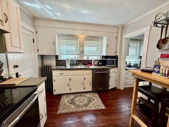 4th image of 9 Olcott St Unit 1