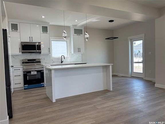 5th image of 222 Veterans DRIVE
