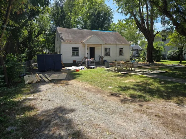 309 Crestview Dr, Hopkinsville, KY 42240