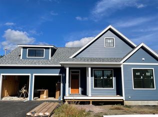 64 Orleans Rd, Essex, VT 05452
