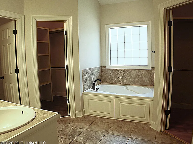 146 Tradition Pkwy — Photo 12