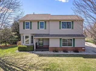 15178 Orchard Trl, Linden, MI