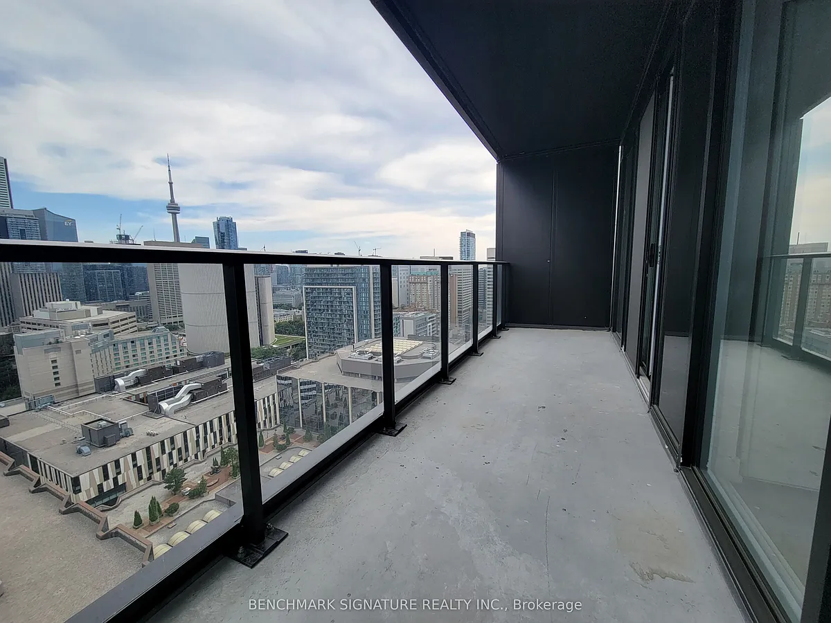 Building Photo - 20 Edward St #2507