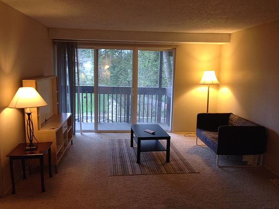3rd image of 15333 NE 13th Pl APT 1015