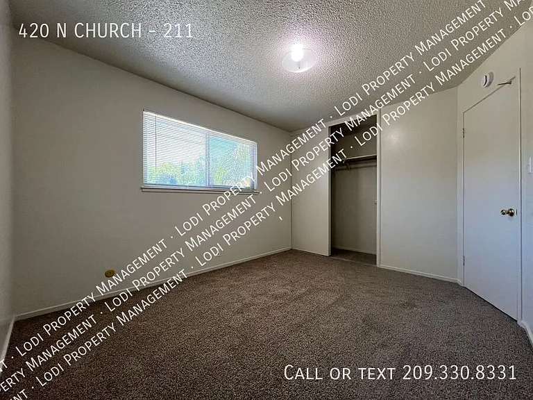 420 N Church St #211 — Photo 9