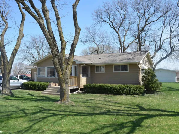 602 N F St, Albia, IA 52531