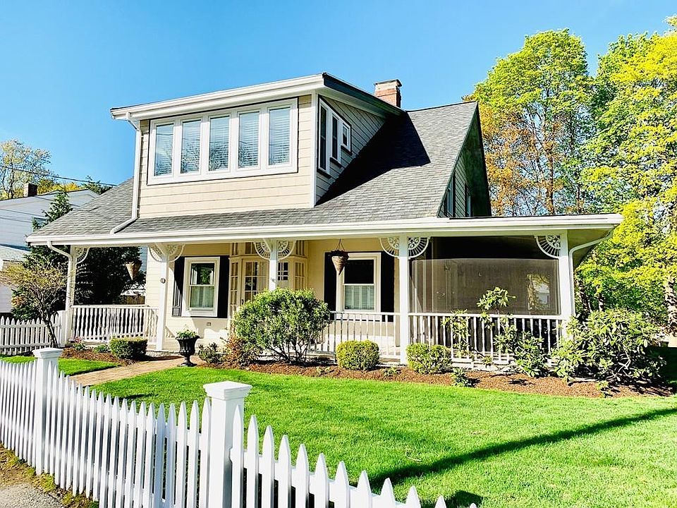 1st image of 15 Fairview Ave