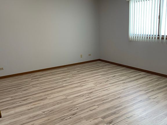 4th image of 401H Concord Ave #1