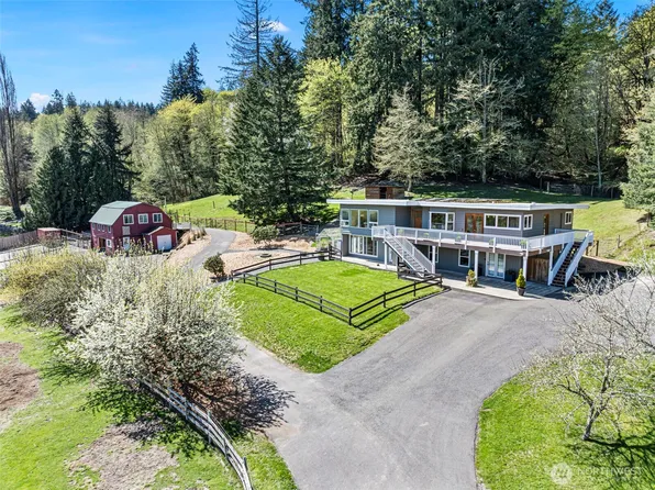 5816 Ray Nash Dr NW, Gig Harbor, WA 98335