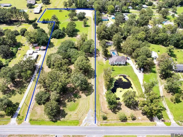 22401 Walker South Rd, Denham Springs, LA 70726
