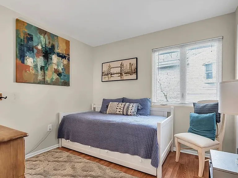 658 Driftwood Pl — Photo 11