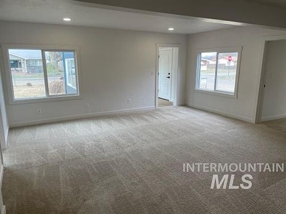 3rd image of 2903 College Ave