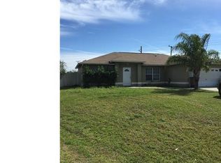800 Champion Ave, Lehigh Acres, FL 33971