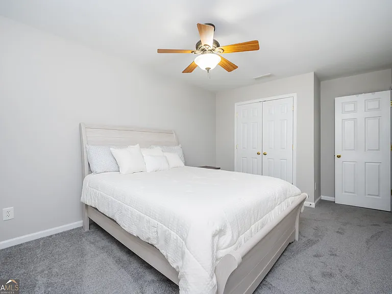 1796 Umberland Way — Photo 26