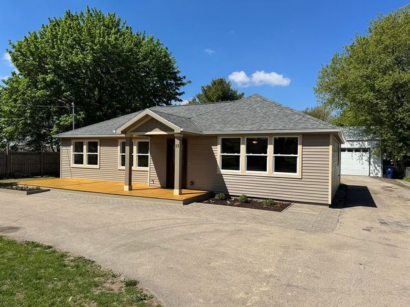 13 S Lafayette St, Milledgeville, IL 61051
