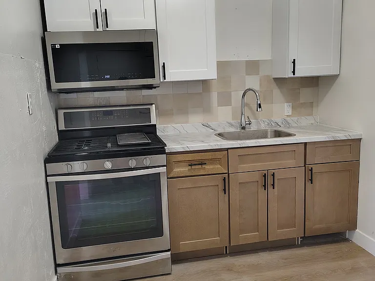 420 N Morrison Ave #1/2 — Photo 2