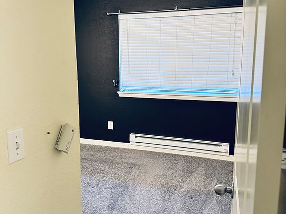 4th image of 7309 Sand Point Way NE