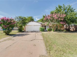805 Custer St, Arlington, TX 76014