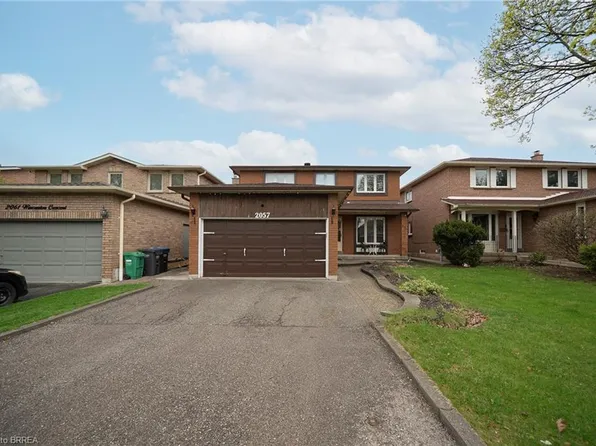 2057 Wincanton Cres, Mississauga, ON L5M 3E4