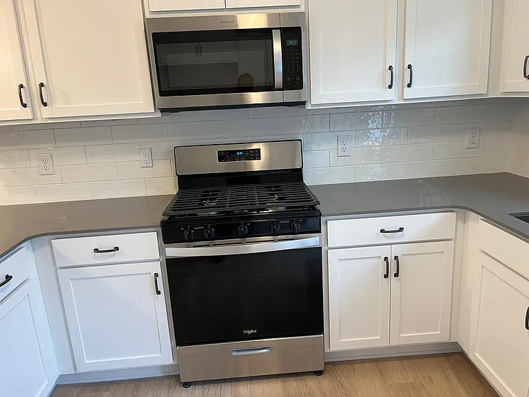 4032 Winding Vine Ln — Photo 12