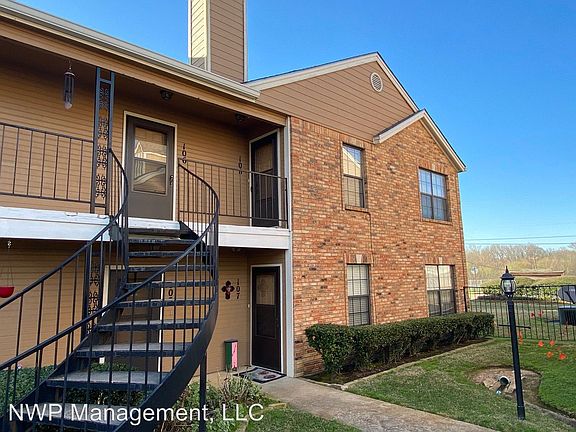 2nd image of 400 S Town Dr #108