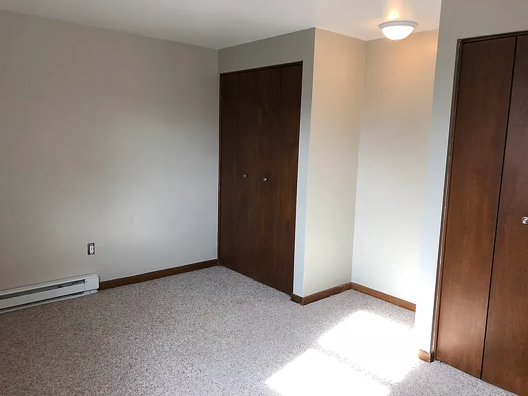 201 N Main St #17 — Photo 11