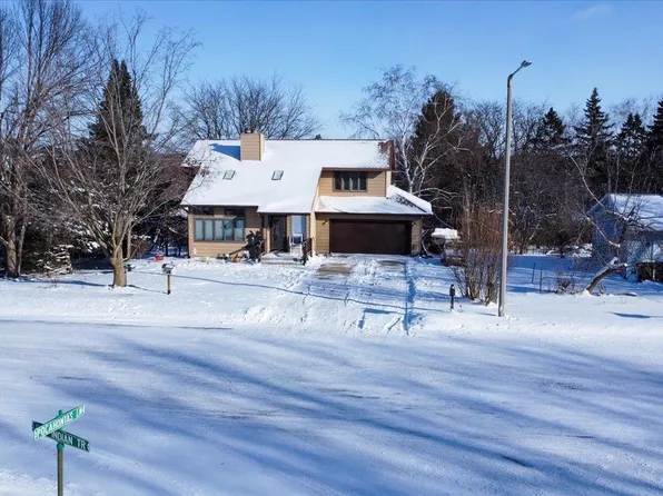 400 Old Indian Trl, Deforest, WI 53532