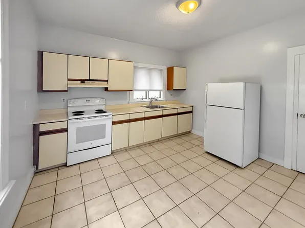 24 Avon St #1, New Haven, CT 06511