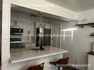 2nd image of 426 N Orchard Dr APT 1