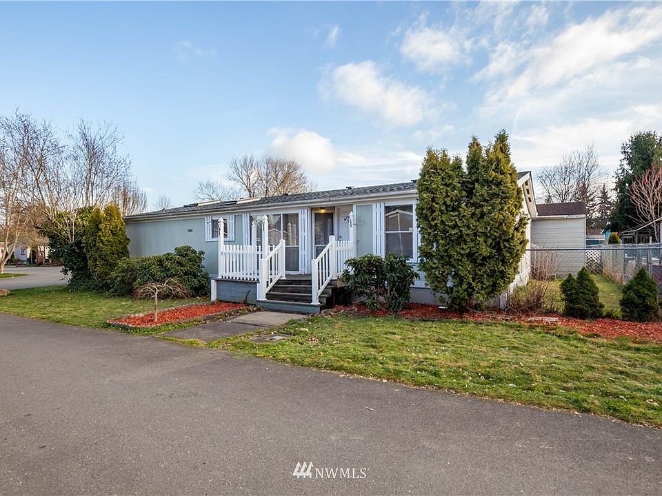 Wonderful corner lot with a fully-fenced yard in the College Place community