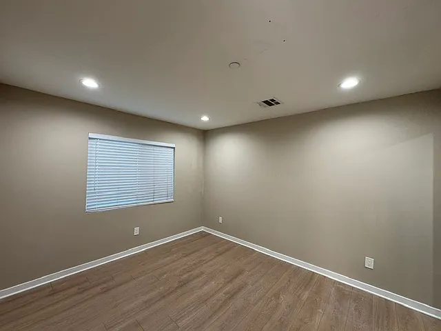 4 bed, 4.5 bath, 1691 sqft, $4,200 — Photo 2