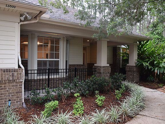 Walkway to front door