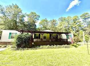 7853 Petunia Dr, Gautier, MS 39553