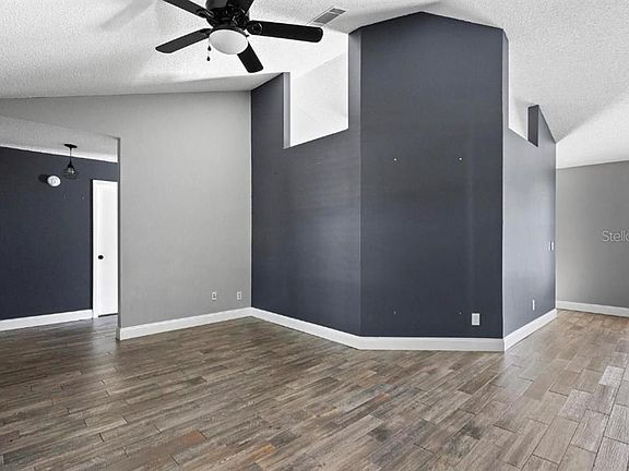 5th image of 5517 Loma Vista Dr E
