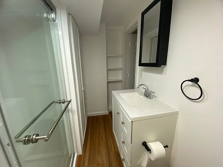 688 Parker St #1 — Photo 16