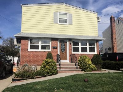 248 Travis Ave, Elmont, NY, 11003