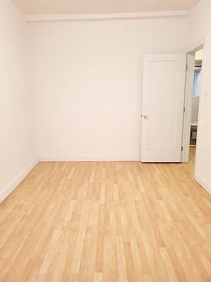 Rented by Triplemint | media 8